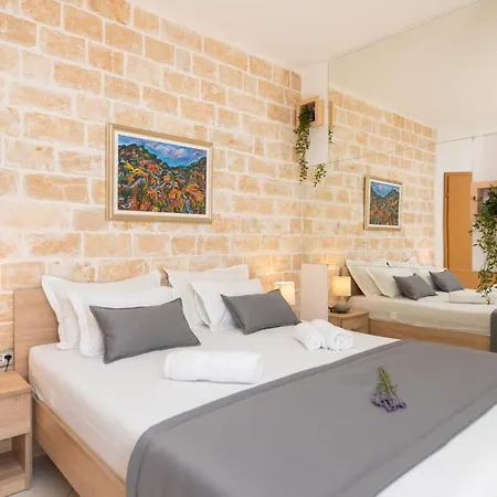 Apartments4you Supetar-the And Popular For Discovering The Island - Free Parking - 200 Meters From The Apartment *
