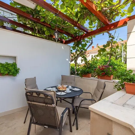 Apartments4you Supetar-the And Popular For Discovering The Island - Free Parking - 200 Meters From The Apartment *