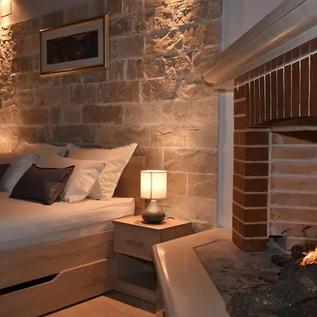 Apartments4you Supetar-the And Popular For Discovering The Island - Free Parking - 200 Meters From The Apartment Supetar